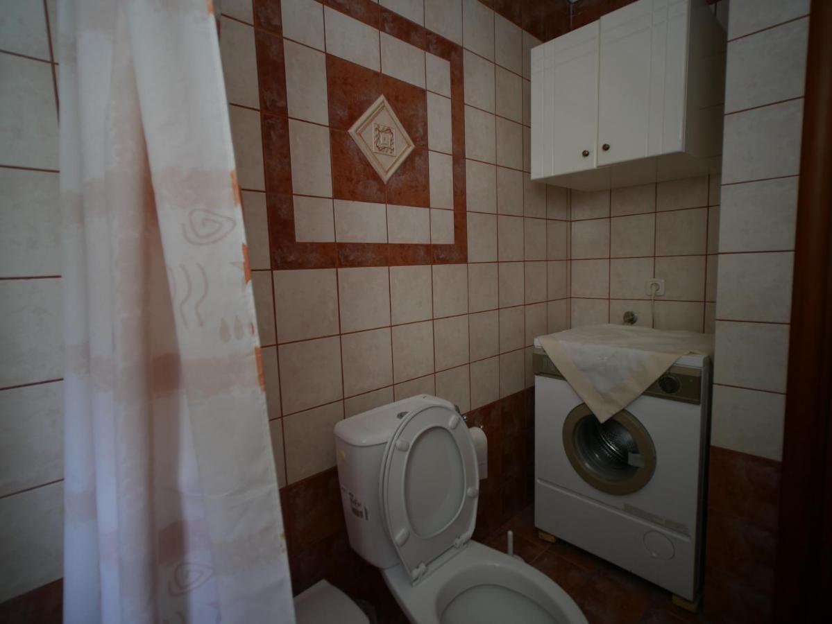 Villa Verde 200 Meters From The Beach Nea Iraklitsa Bagian luar foto