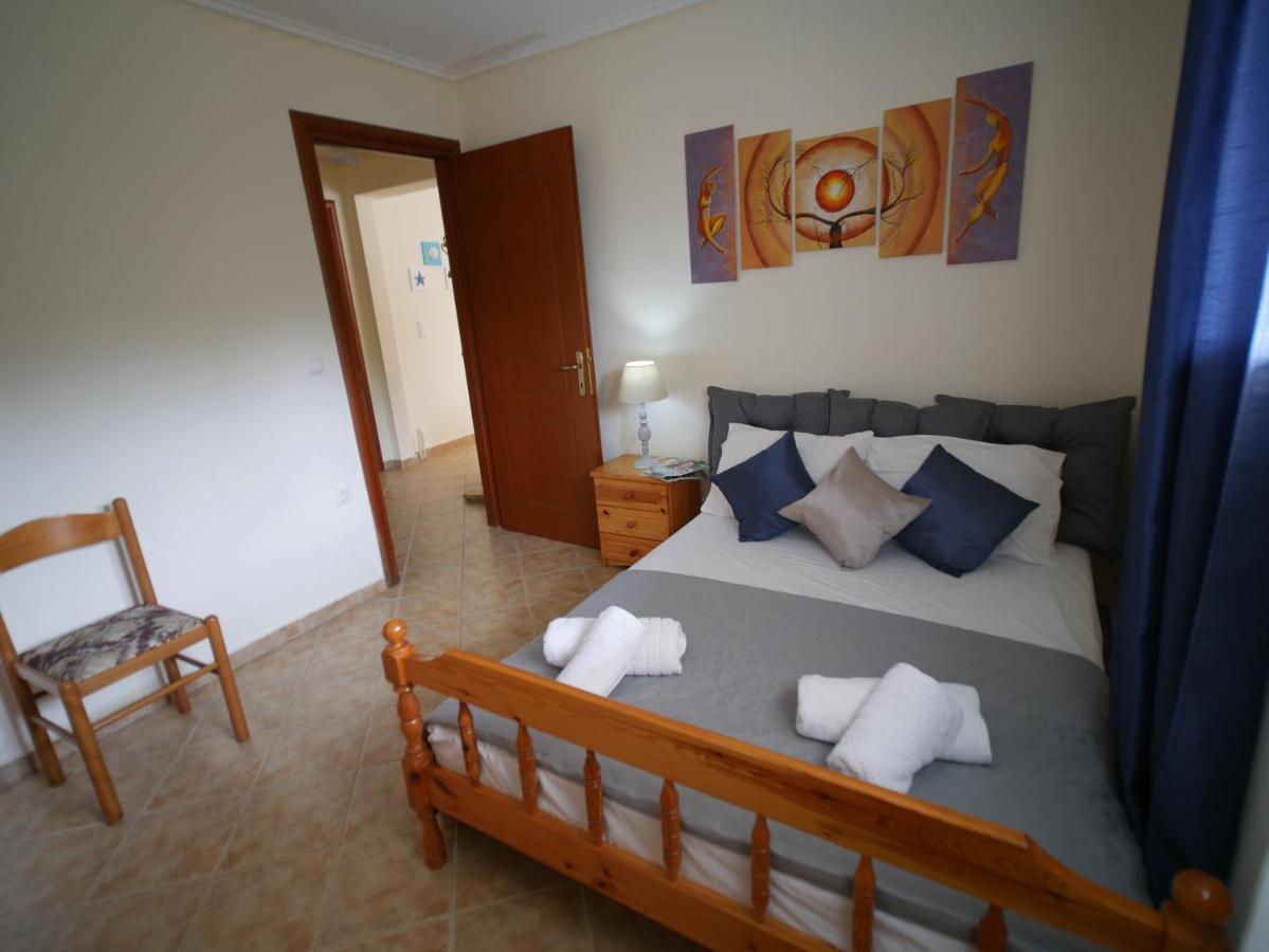 Villa Verde 200 Meters From The Beach Nea Iraklitsa Bagian luar foto