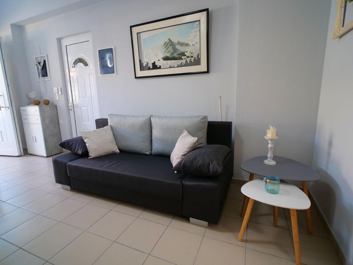 Villa Verde 200 Meters From The Beach Nea Iraklitsa Bagian luar foto