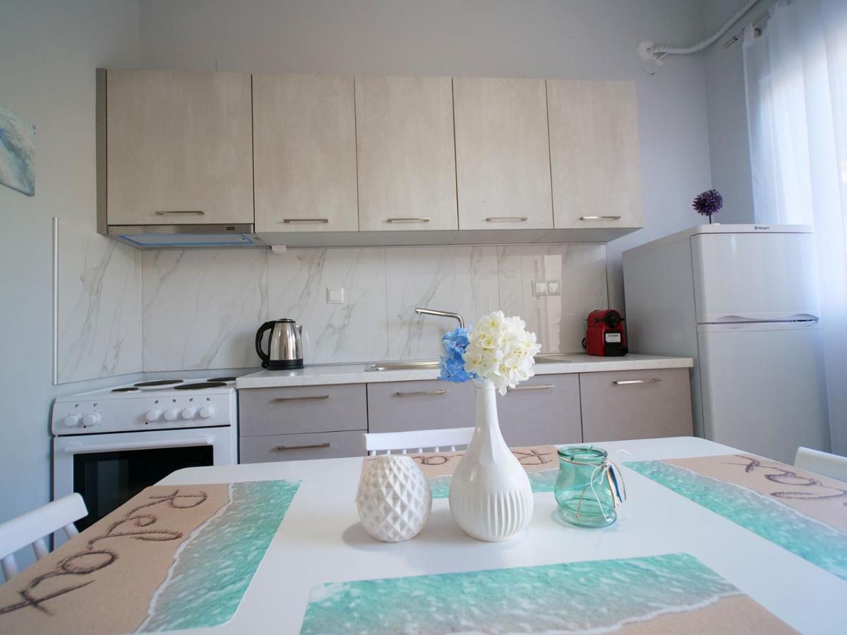 Villa Verde 200 Meters From The Beach Nea Iraklitsa Bagian luar foto
