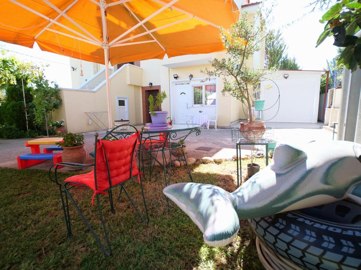 Villa Verde 200 Meters From The Beach Nea Iraklitsa Bagian luar foto